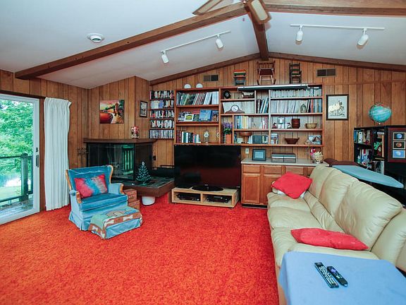 14756 b ave-104