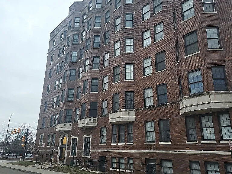 Parkview Apartments LLC — Photo 2