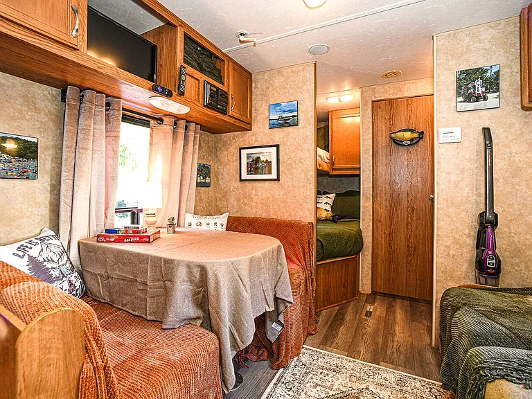 82 Hedgeiron Dr #3 — Photo 3