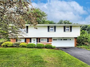 325 N Ben Franklin Rd, Indiana, PA 15701