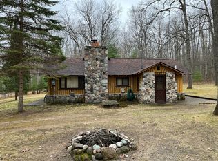 5797 Lakeview Rd, Rose City, MI 48654