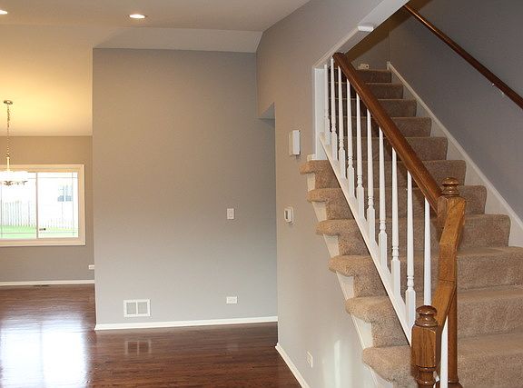 4th image of 1079 E Meadow Lake Dr