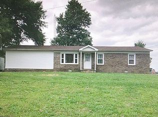 106 Marion Dodd Loop Rd, Trenton, TN 38382
