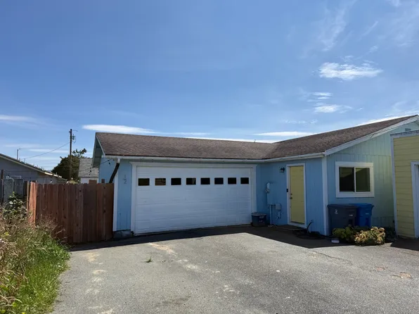 741 1/2 B St, Crescent City, CA 95531