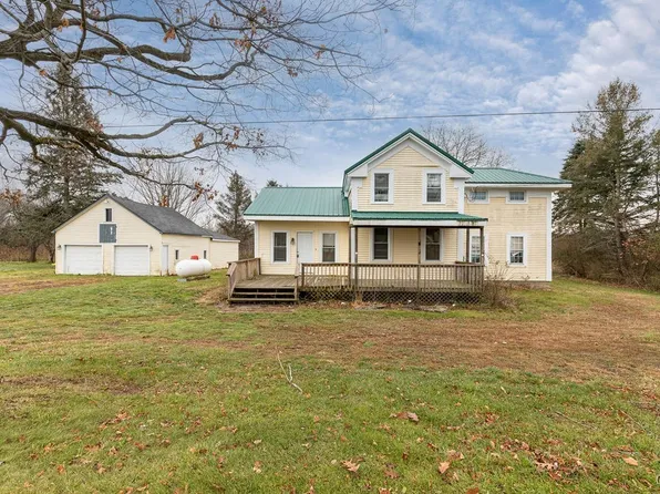 211 Harris Hill Rd, Fulton, NY 13069