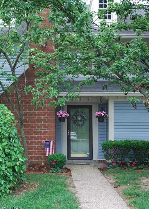1st image of 711 Yorkwood Pl