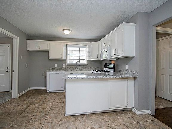 open and inviting kitchen