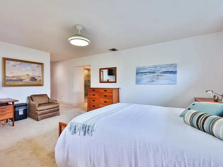 1524 Ynez Pl — Photo 25