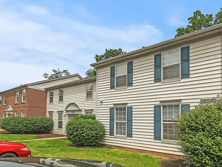 1, 2, and 3 Bedroom Apartments