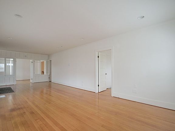 4th image of 1732 Monterey Blvd