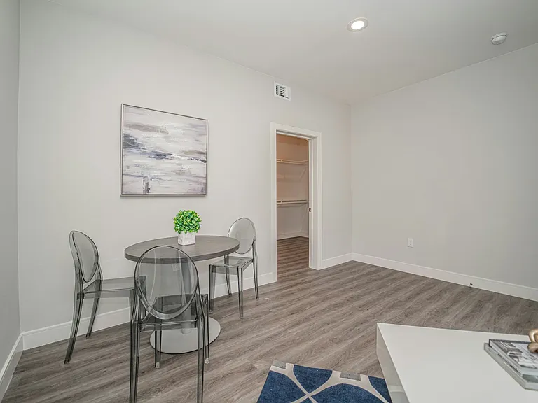 4532 Saint Charles Pl #4526 — Photo 8
