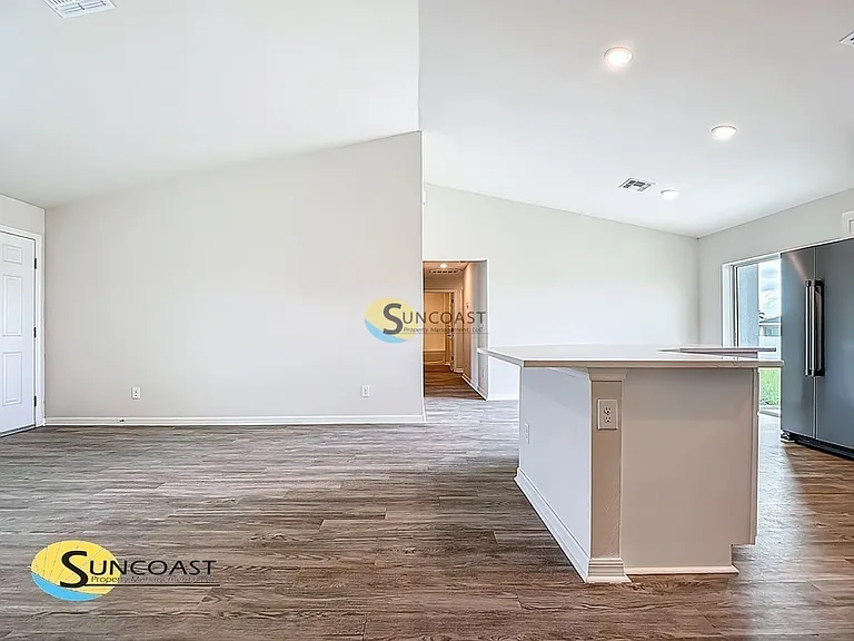 7005 Hemlock Crse — Photo 32