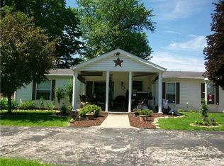 2020 Renton Rd, Pittsburgh, PA 15239