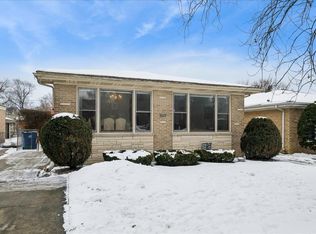 718 Lawler Ave, Wilmette, IL 60091