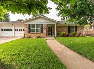 3455 Robin Rd, Paris, TX 75460