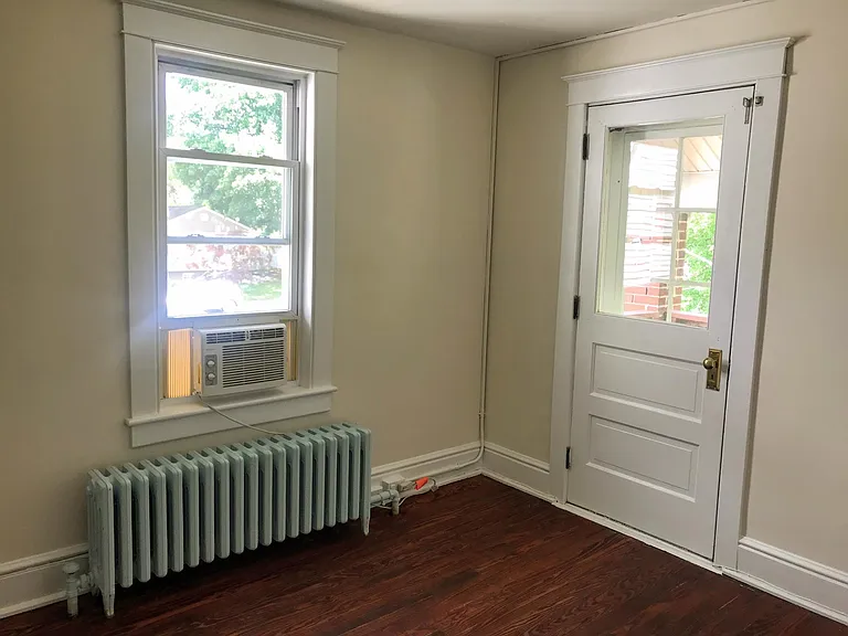 214 Peyton Rd — Photo 6