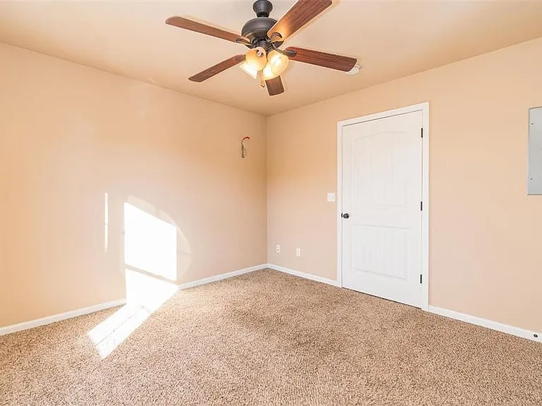 20960 Humanity Ln — Photo 7