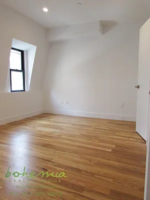 Rented by Bohemia Realty Group | media 23