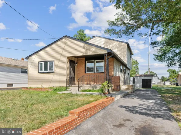 1315 Stewart Ave, Blackwood, NJ 08012