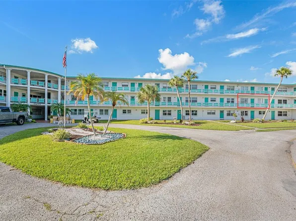1900 59th Ave N APT 217, Saint Petersburg, FL 33714