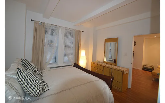 Rented by Douglas Elliman | media 34