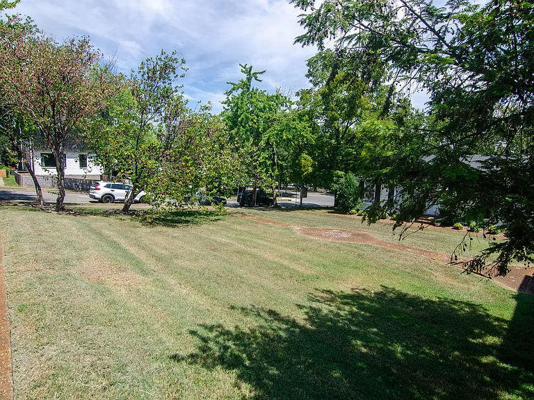 3105B Wellington Ave #B — Photo 2