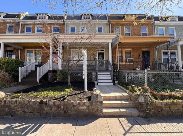 822 Crittenden St NW, Washington, DC 20011