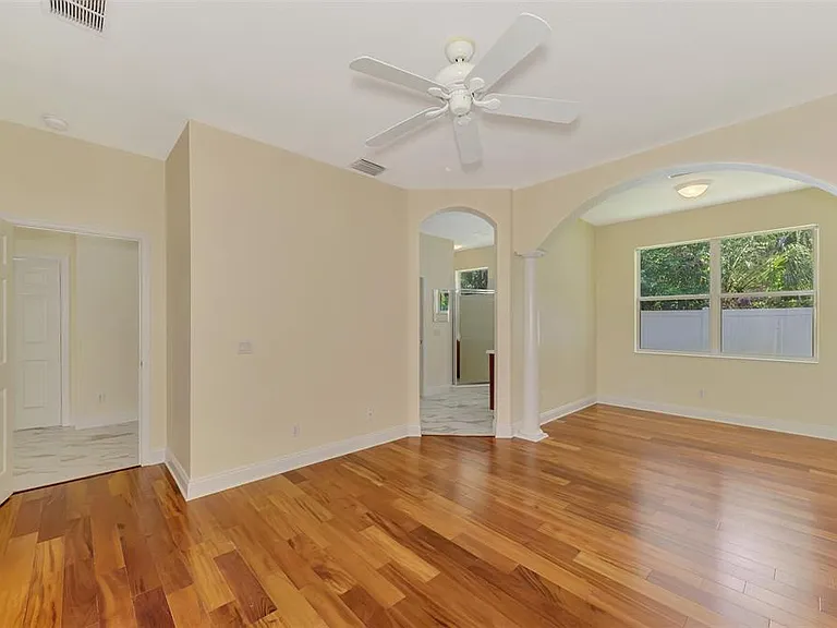 7803 33rd St E — Photo 28