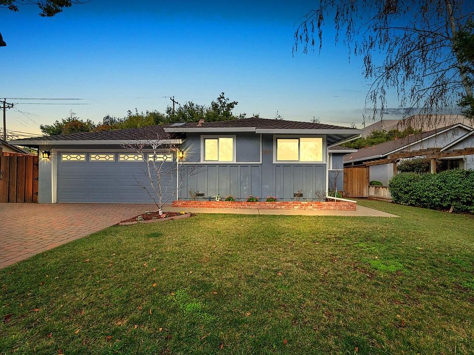 1st image of 2519 Lost Oaks Dr