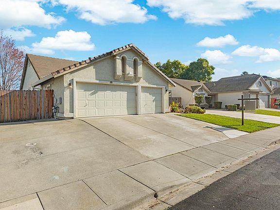 3rd image of 961 Copper Way