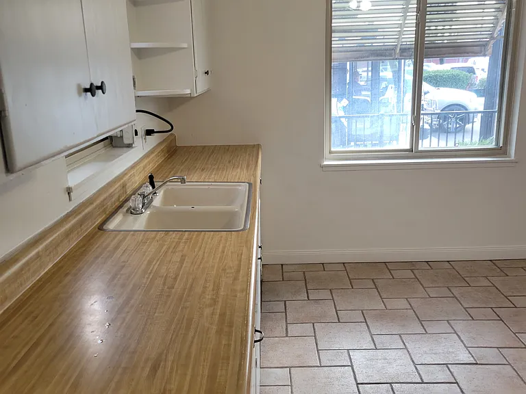 2300 Prater Way #197 — Photo 13