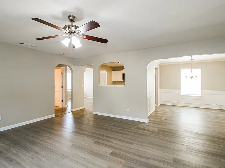 5848 El Segundo Way — Photo 6