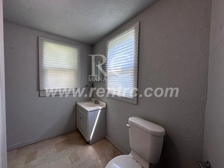 905 N Jackson St #N — Photo 4