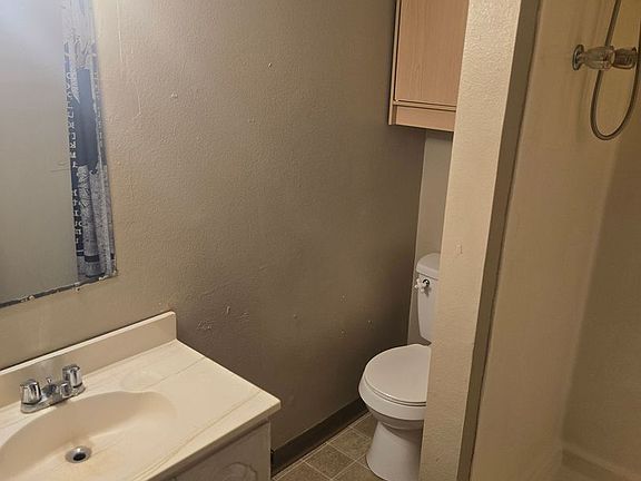 4th image of 125 W Dunklin St #G