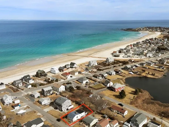 12 Williams Ave, Plymouth, MA 02360