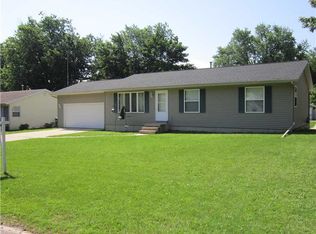 1273 33rd St NE, Cedar Rapids, IA