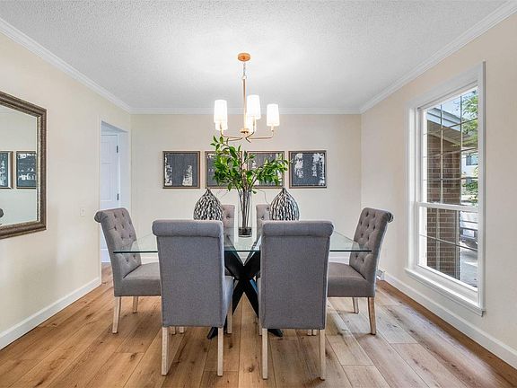 5th image of 13284 Gateroyal Dr