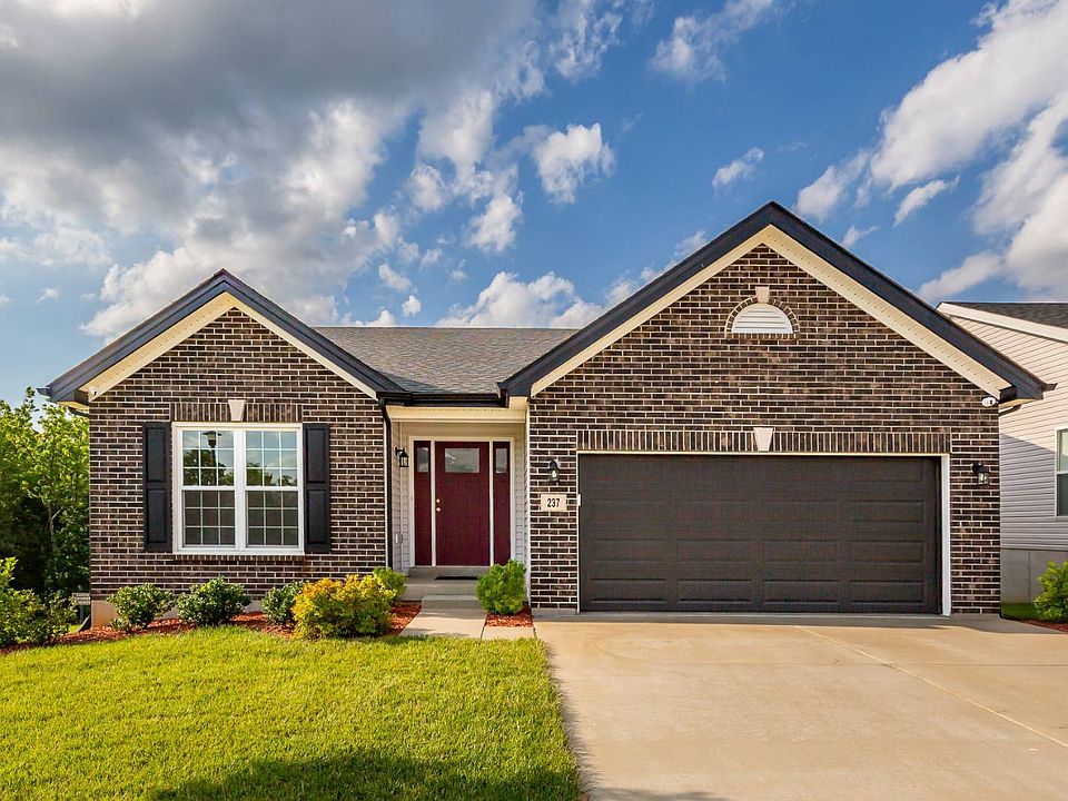 1st image of 237 Burrograss Dr
