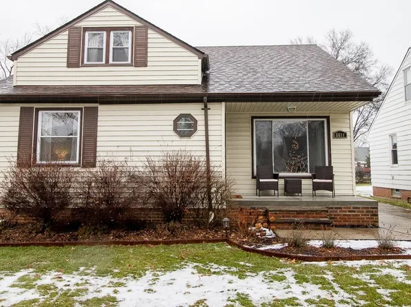5691 Cherokee Dr, Lyndhurst, OH 44124
