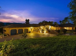 537 Del Oro Dr, Ojai, CA 93023