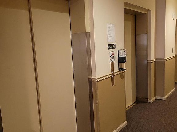 5th image of 1601 Spring Garden St APT 402