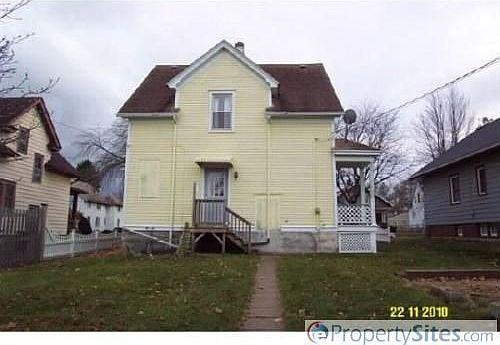 2nd image of 1620 8th Ave