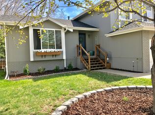 15935 Frances Cir, Omaha, NE 68130