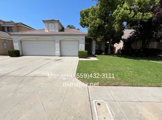 7227 N Recreation Ave, Fresno, CA