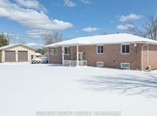 2723 Monck Rd, Ramara, ON L3V0P6