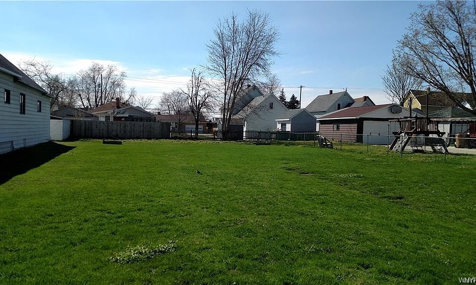 1st image of Garland Ave