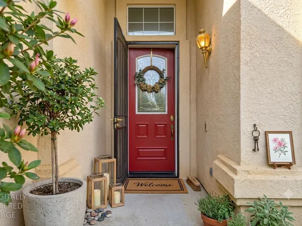 814 Pleasant Valley Dr, Ione, CA 95640