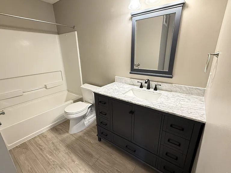 10530 Pond Curv — Photo 11