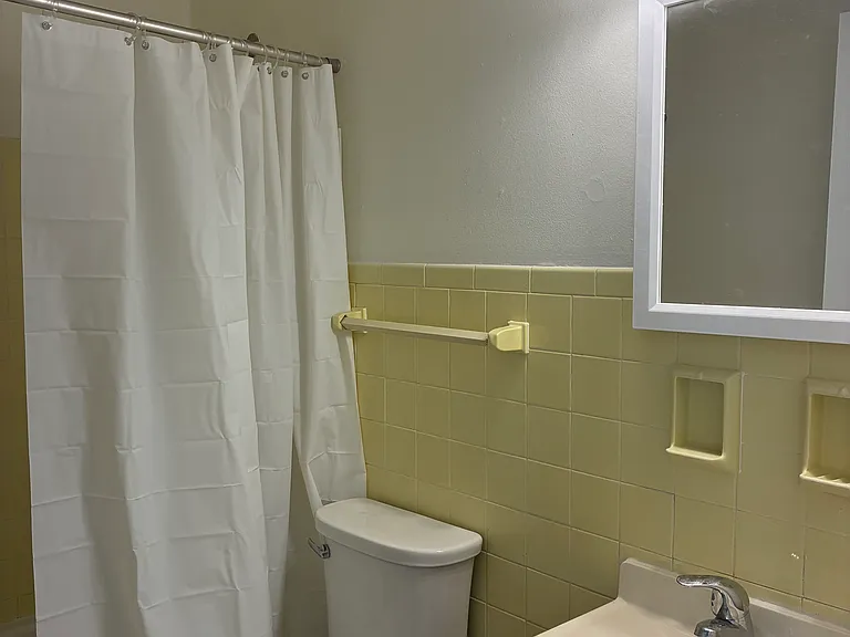 8317 W Carmen Ave #4 — Photo 3