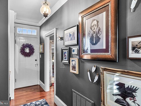 5th image of 208 2nd St